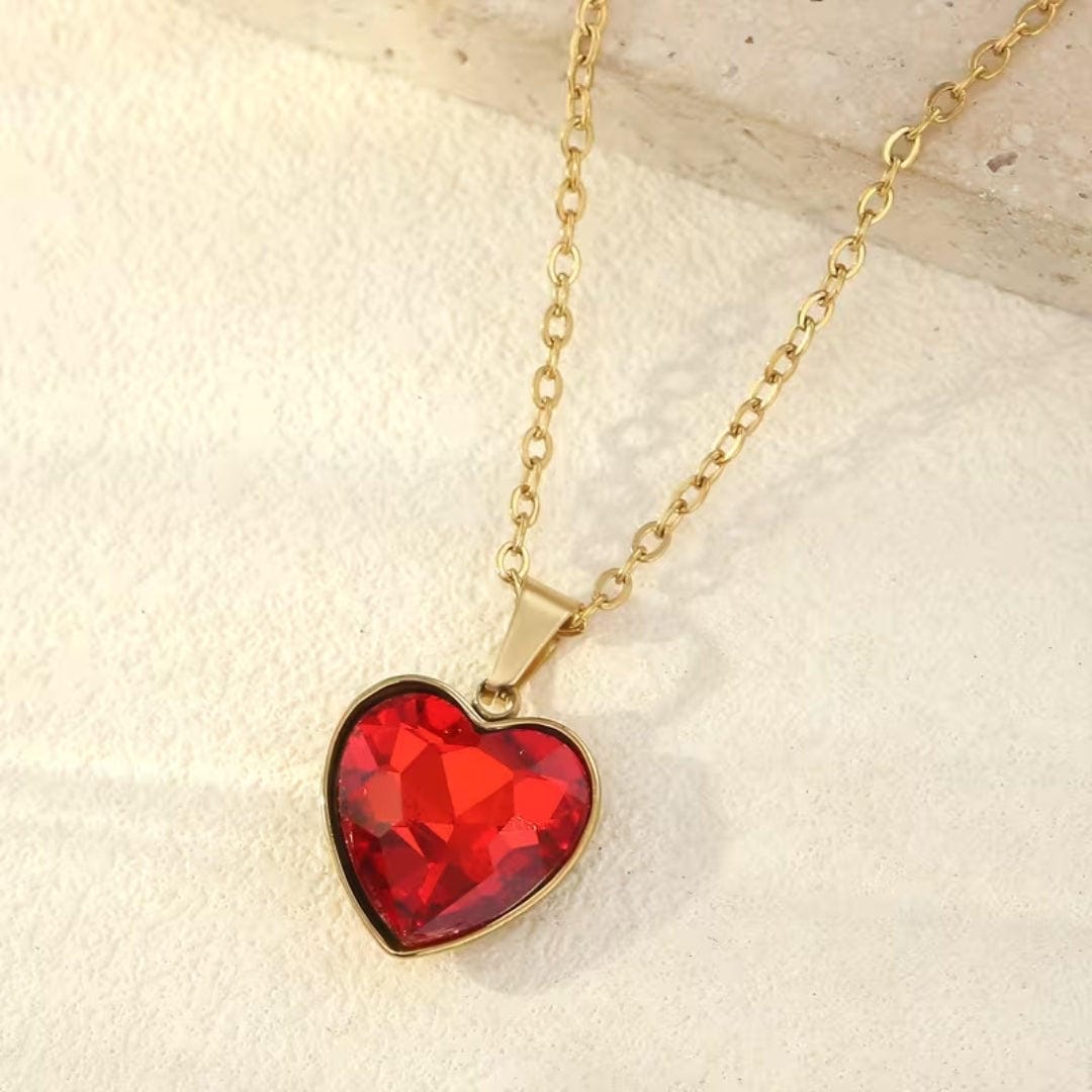 Gráinne — Emerald Heart Pendant Necklace