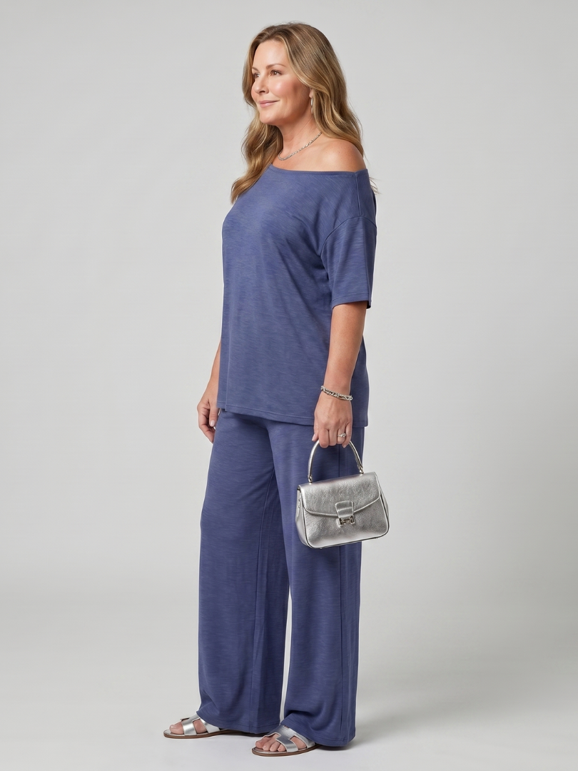 Elarim | Off-Shoulder Two-Piece Set