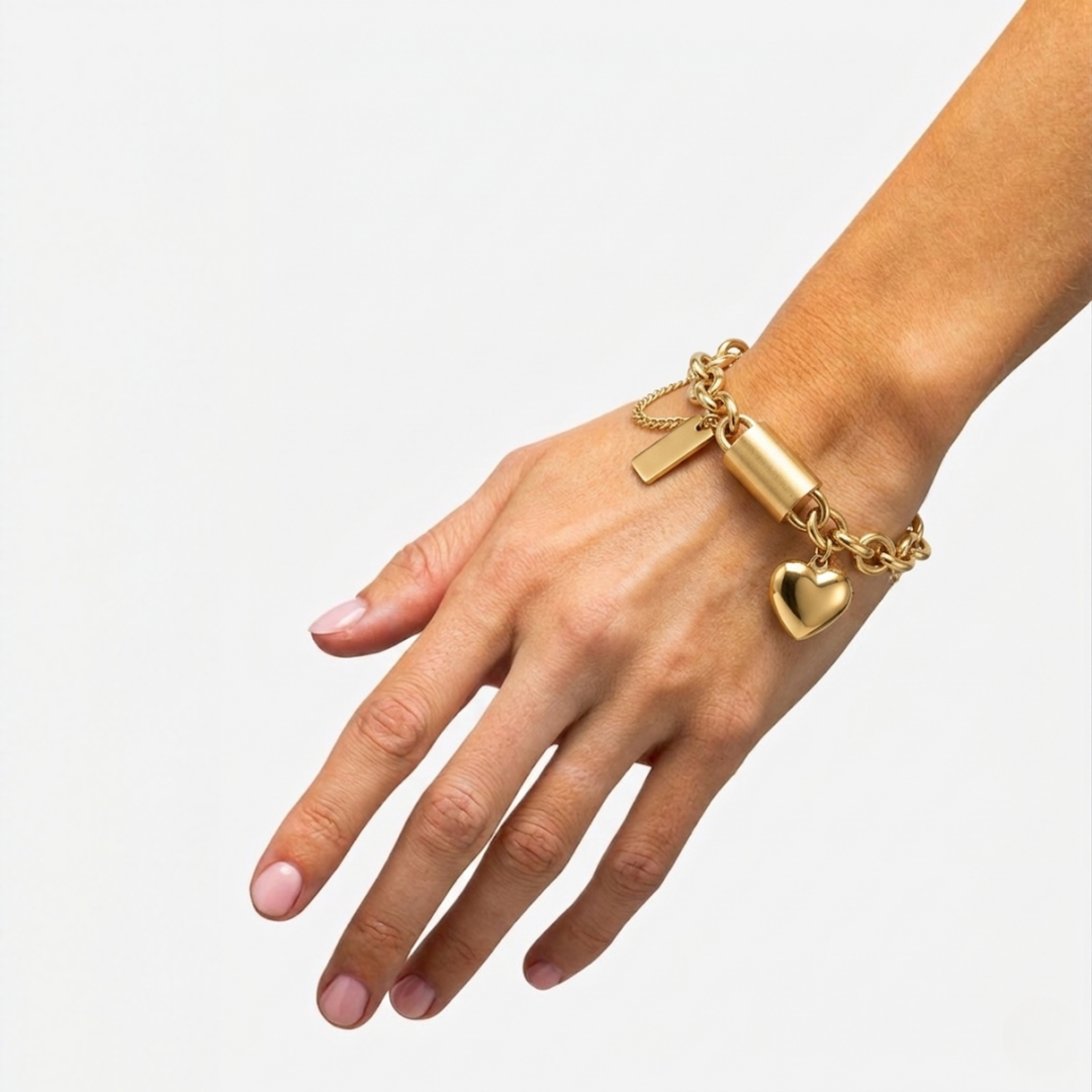 Saoirse — Gold Chunky Heart Charm Bracelet