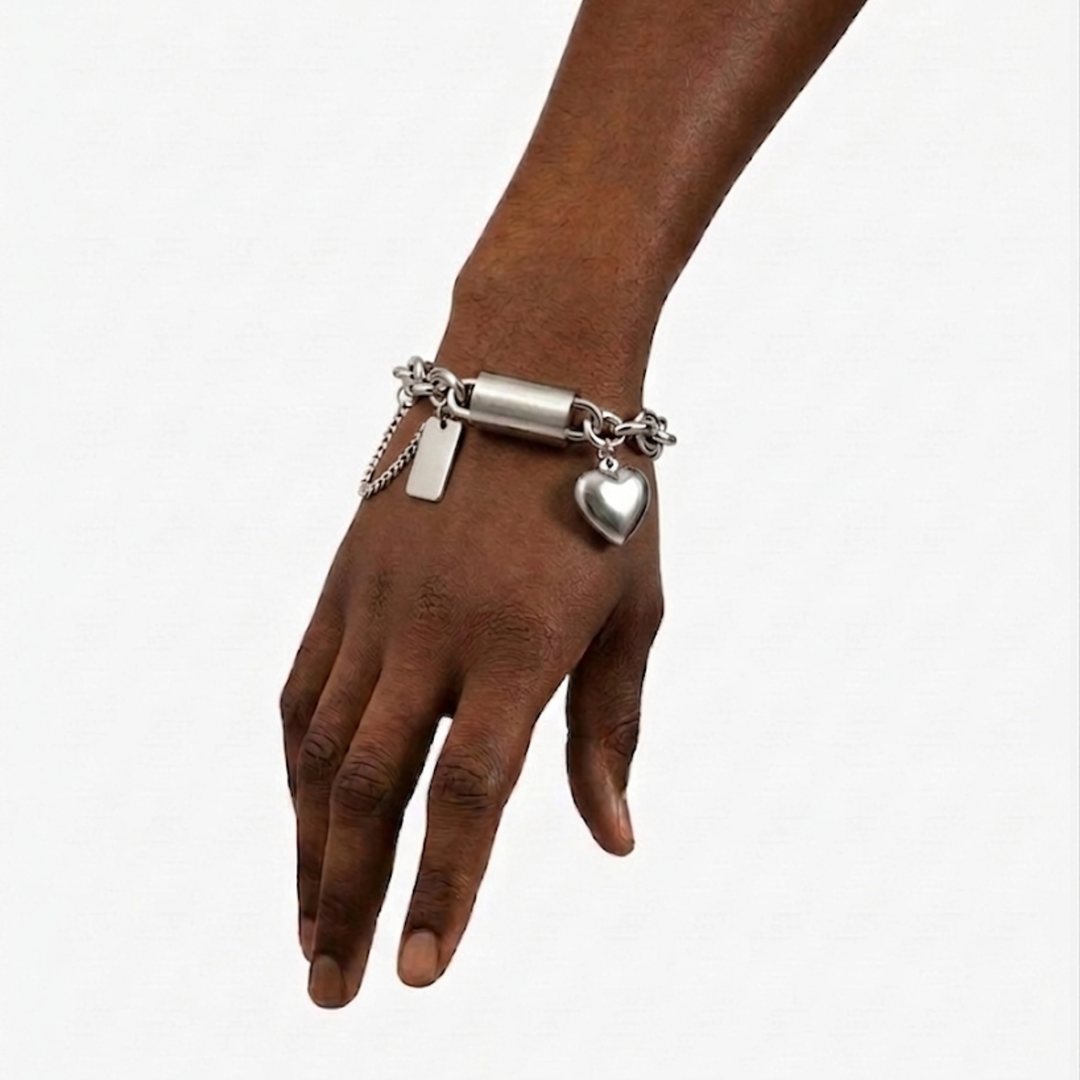 Saoirse — Gold Chunky Heart Charm Bracelet
