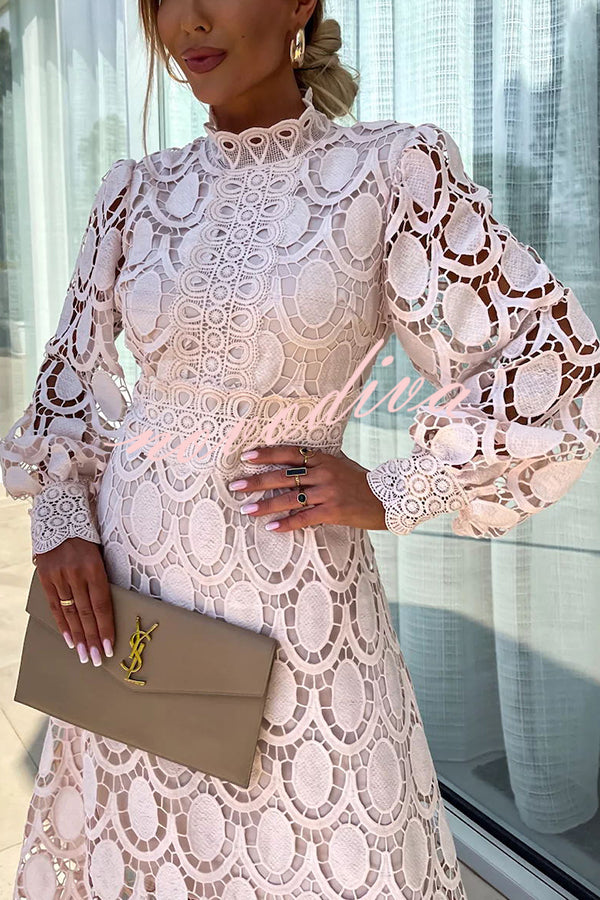 Chiara | Elegant Lace Midi Dress