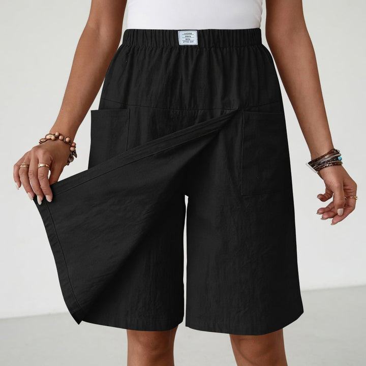 Saoirse — Wrap-Front Linen Short