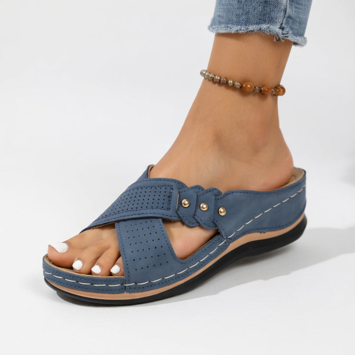 Raphaëlle™ — Elegant Cross-Strap Sandals with Natural Comfort