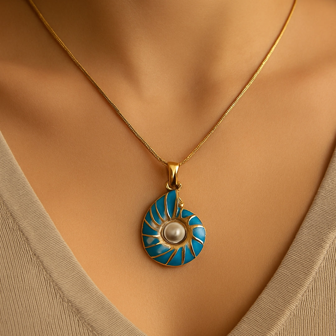 Treasa — Nautilus Shell Pearl Necklace