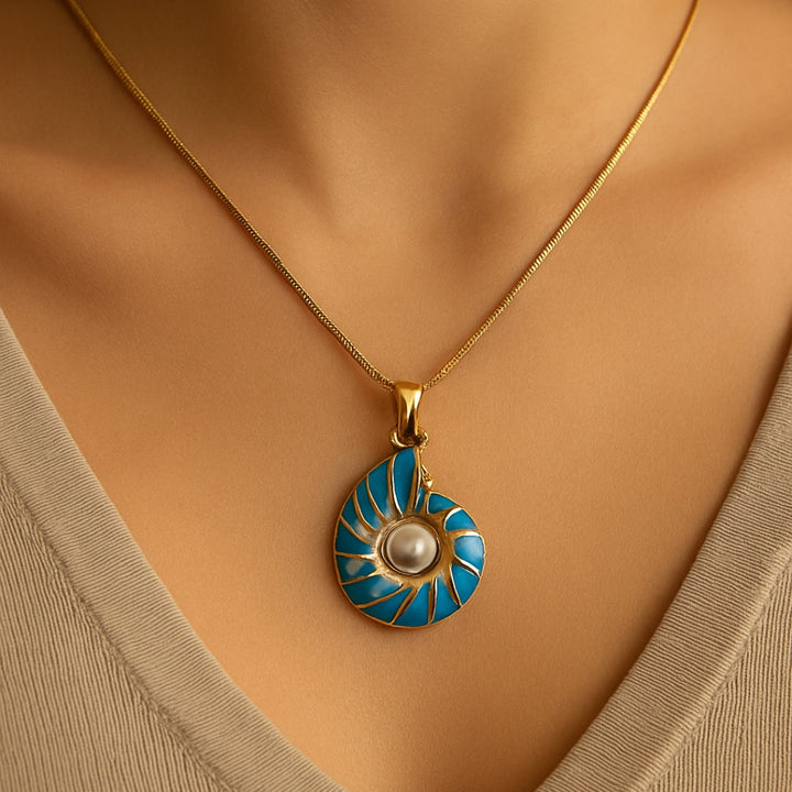 Treasa — Nautilus Shell Pearl Necklace