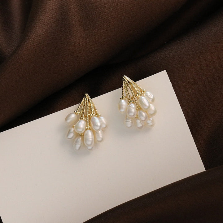 Eadaoin — The Pearl Rain Earrings