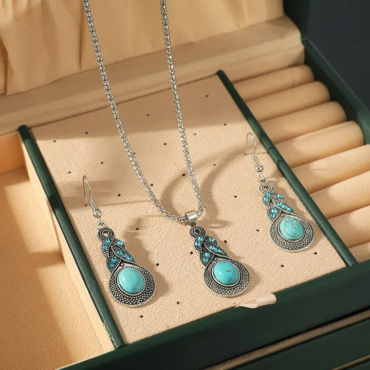 Nessa — Turquoise Necklace & Earrings Set