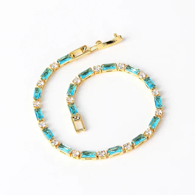 Fíona — Delicate Turquoise Gold Bracelet