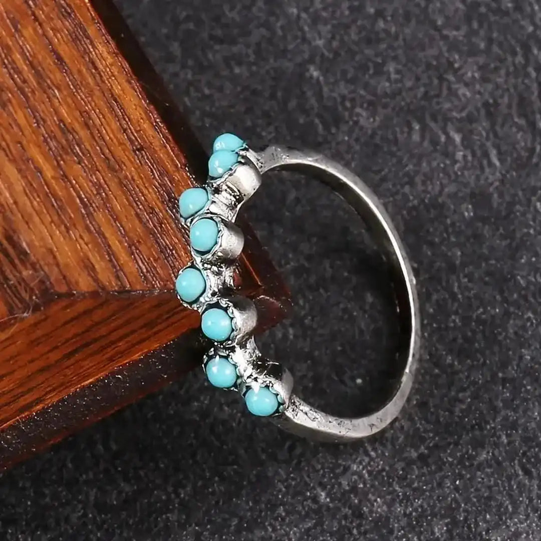 Bláithín — Vintage Turquoise Bead Ring