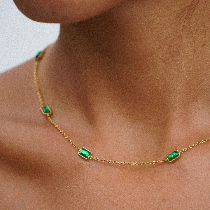 Siobhán — Gold Chain Green Stone Necklace