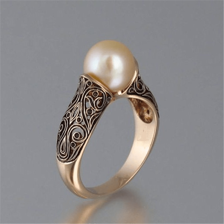 Aoife — The Vintage Pearl Ring